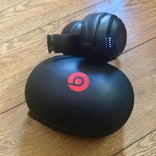 Beats Studio 2 wireless headphones
