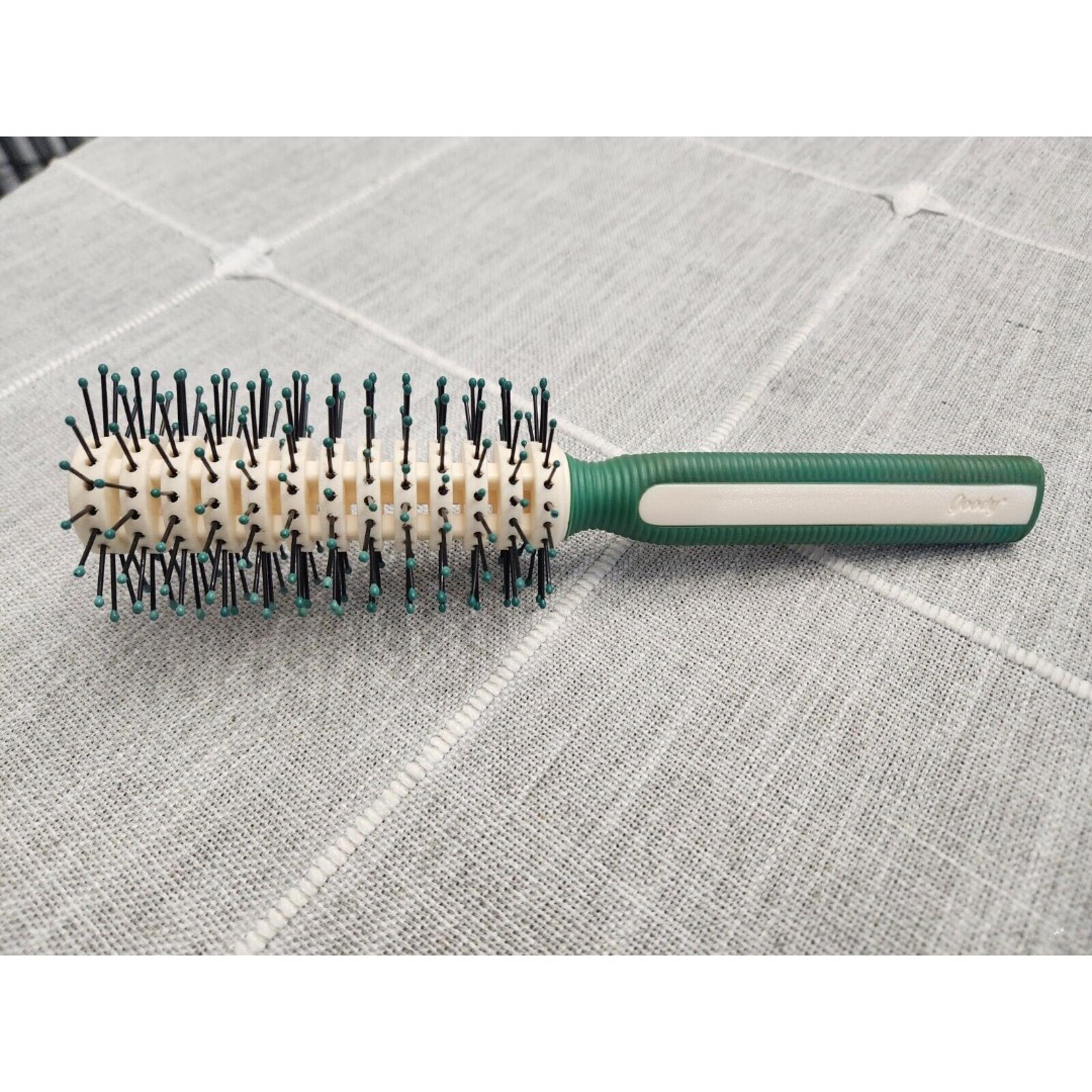 Vintage GOODY Small Barrel Round Blow Styler Brush Green And Cream
