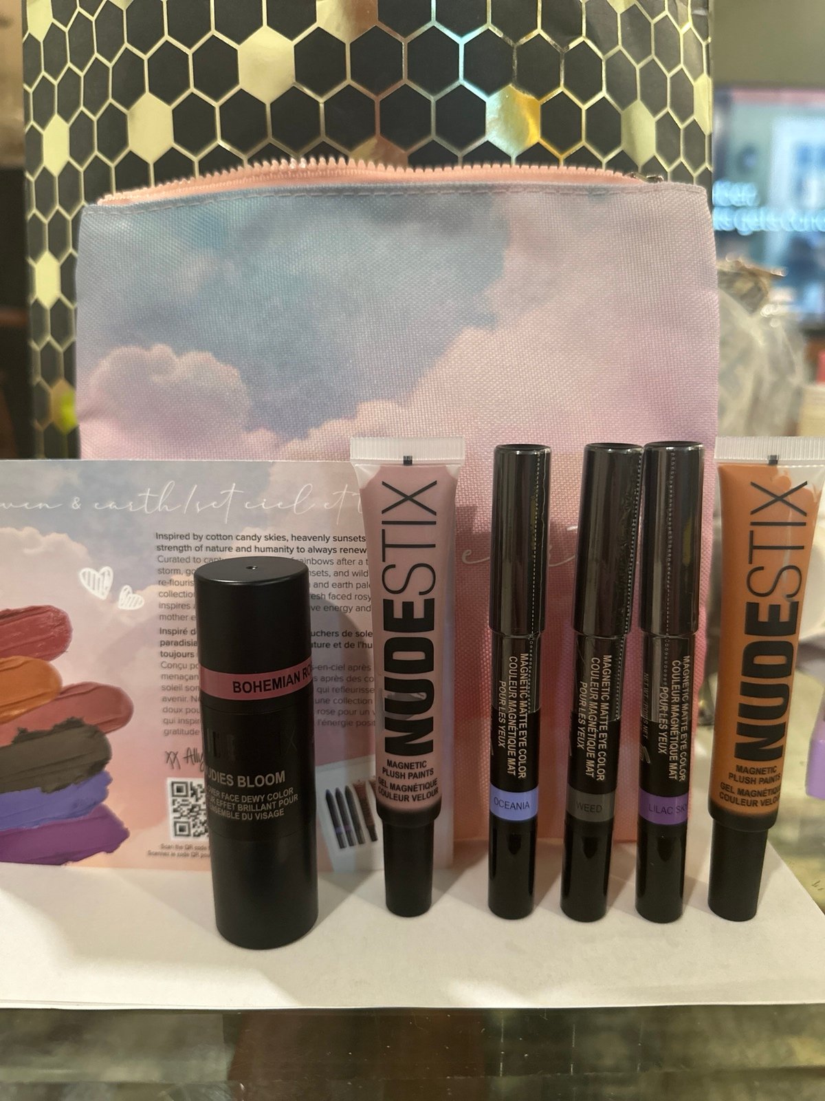 NudeStix heaven & earth face kit