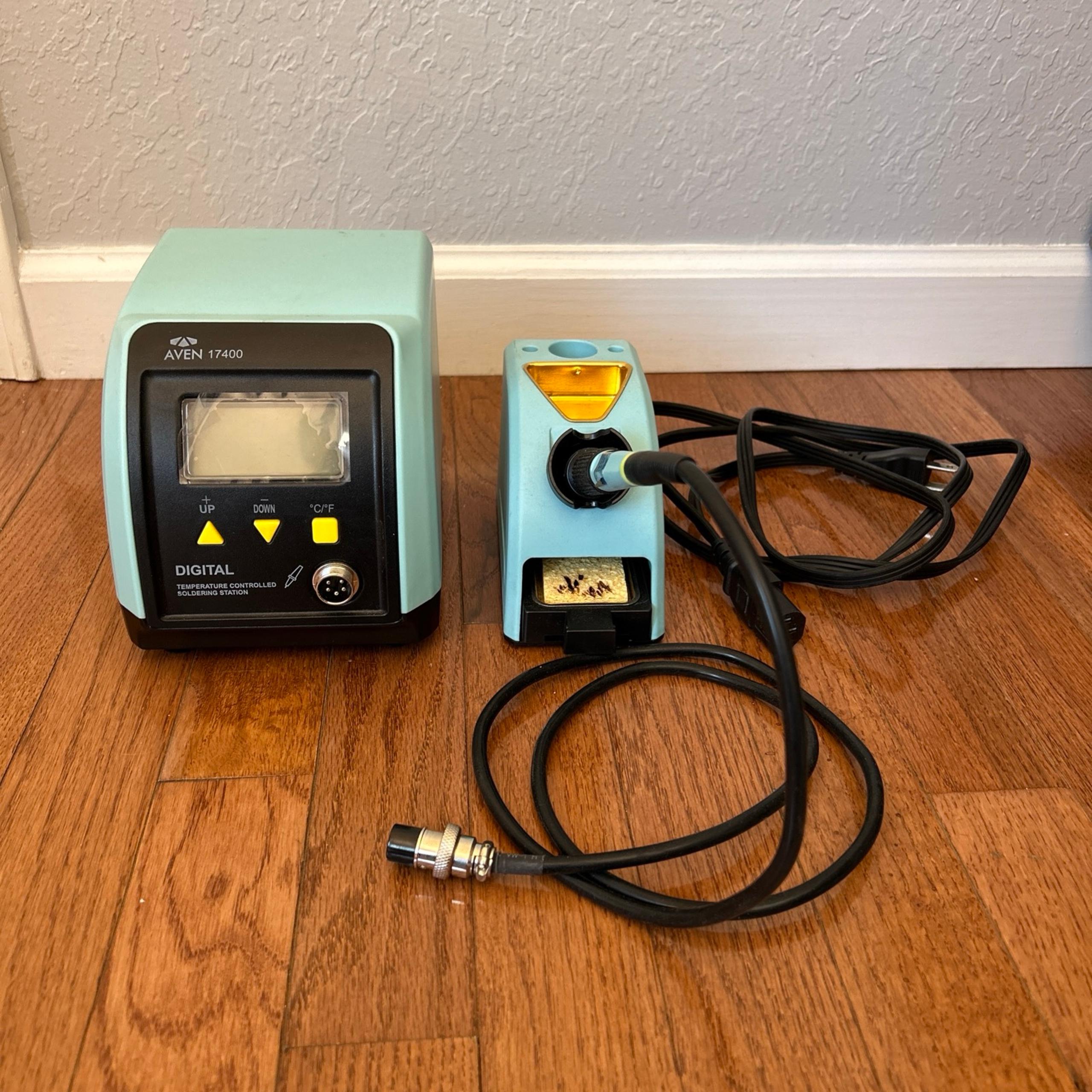 Aven 17400 Soldering Station with LCD Display, ESD Safe 400 Series
