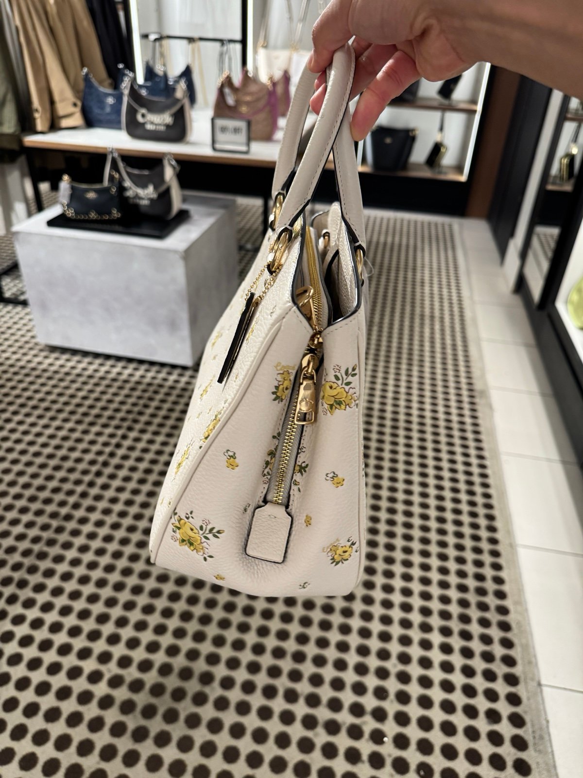 Coach CAL41 Savannah Carryall Bag With Floral Print