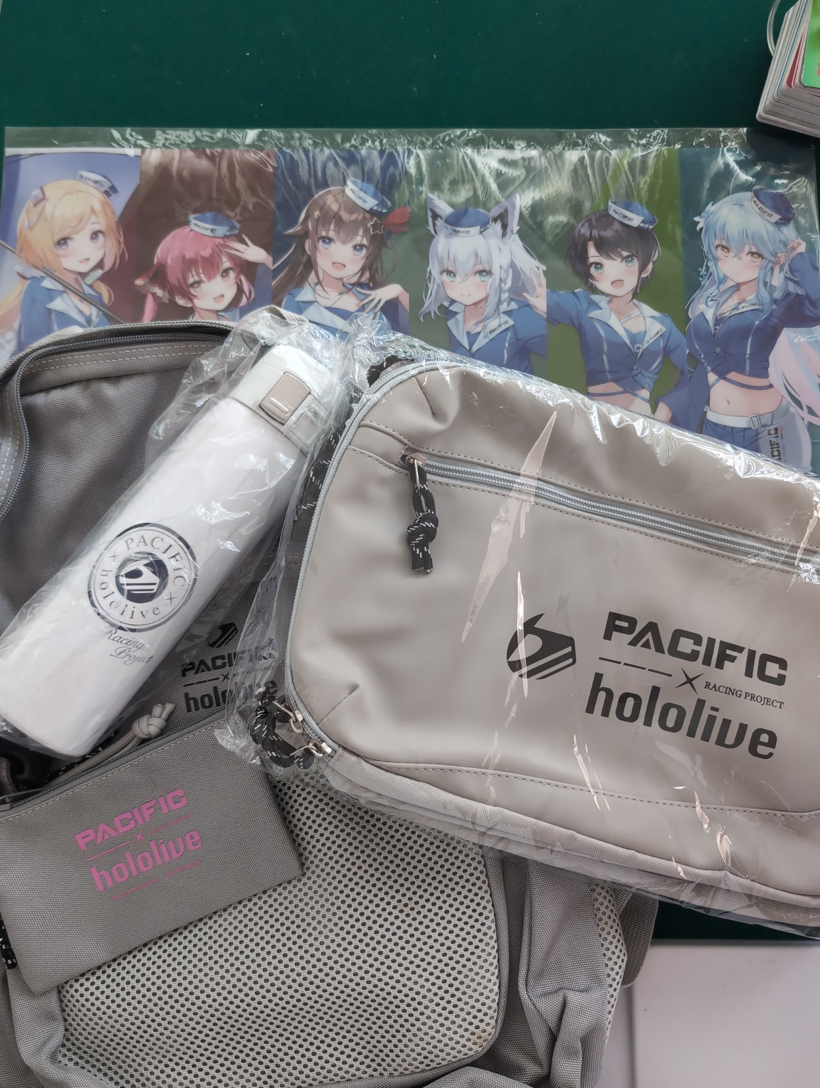 Pacific Racing x Hololive Items