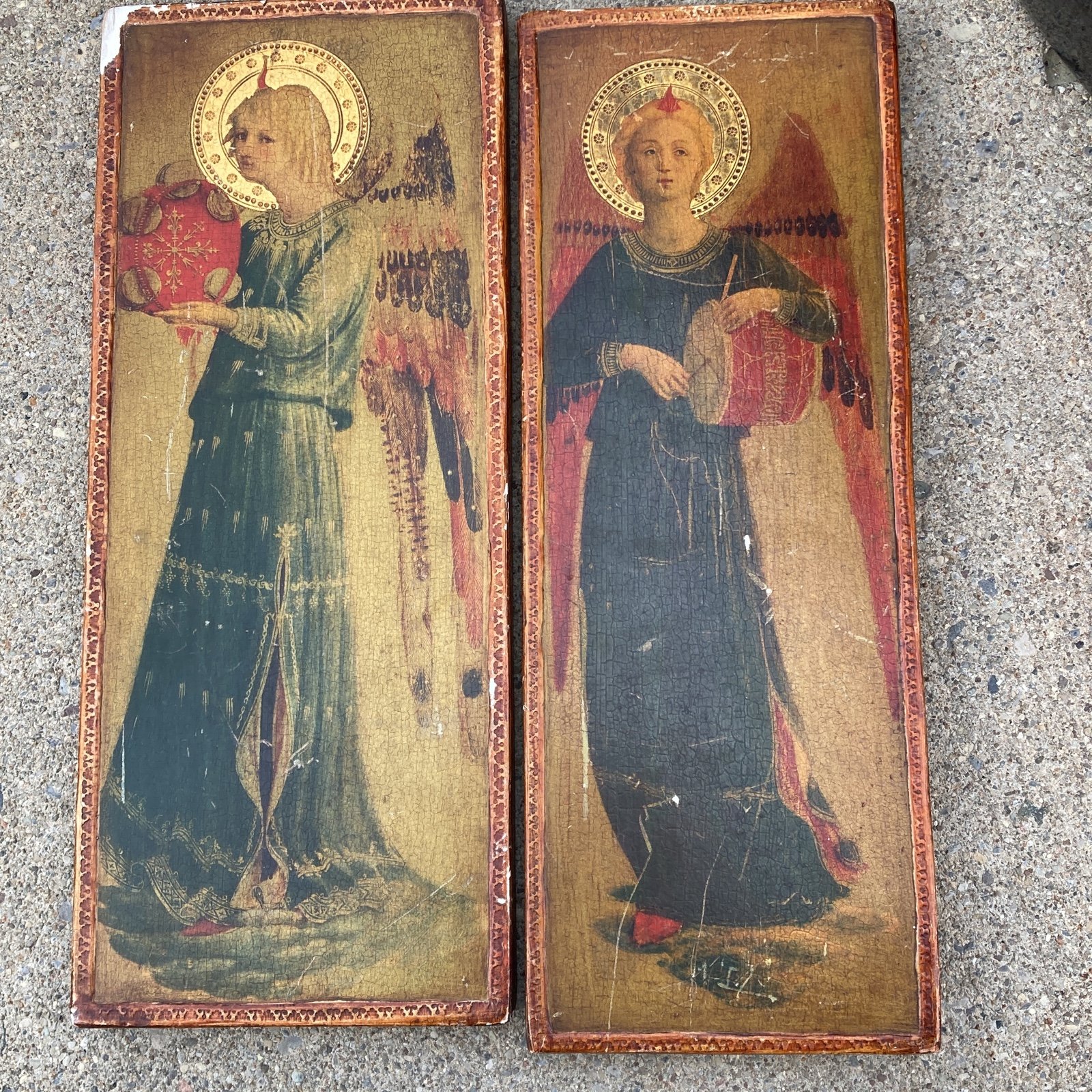 2Wooden Panels with angel playingdrum&tamborine,detailfromthe Linaiuoli Triptych