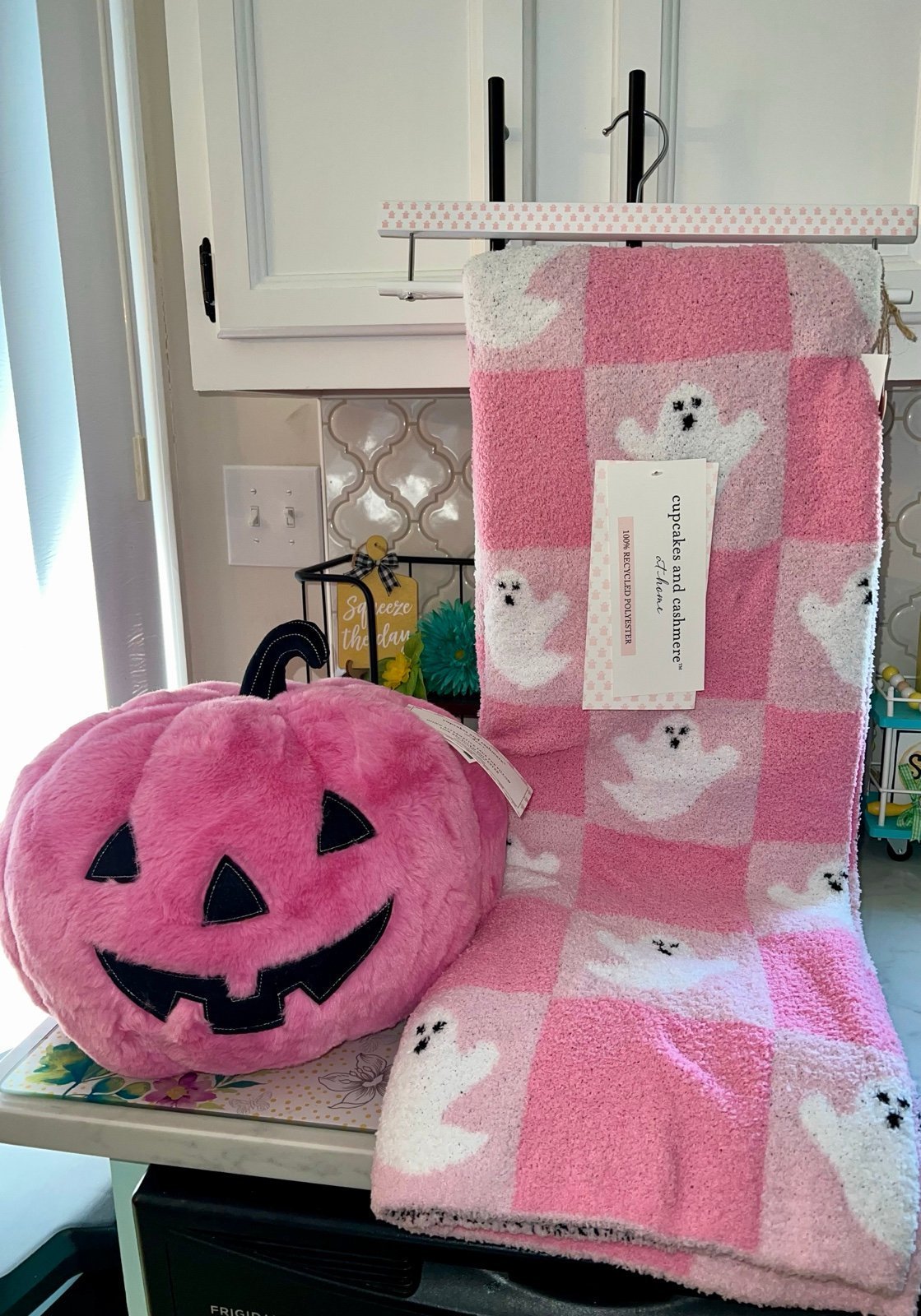 Cupcakes & Cashmere Viral Halloween Pink Ghost throw & Pink Pumpkin pillow NWT