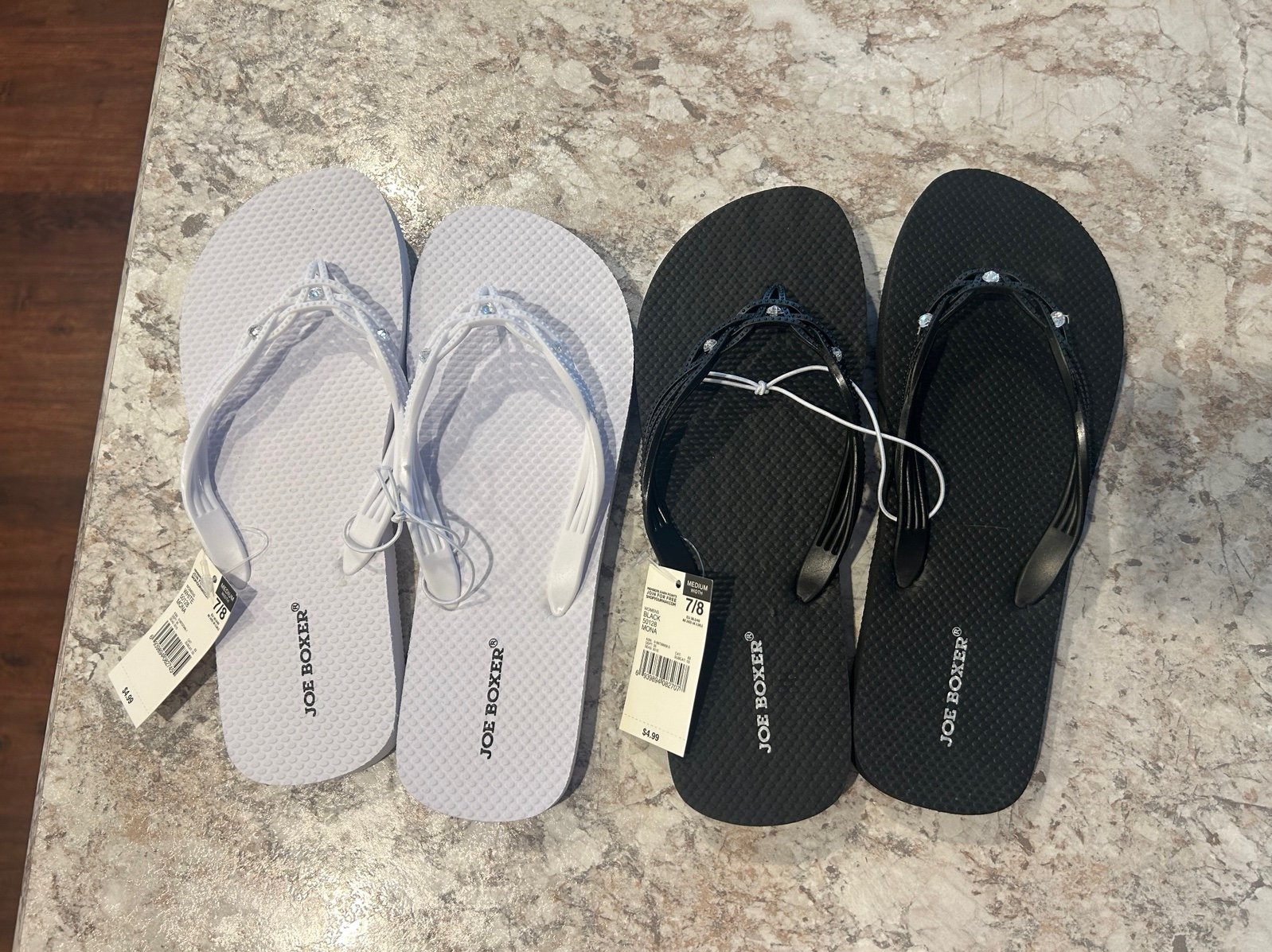 Joe boxer flip flops hot sale