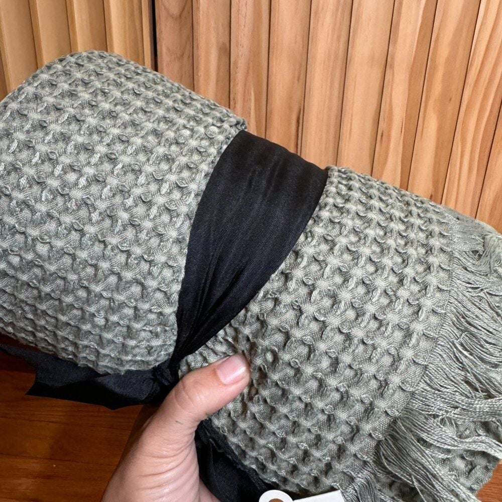 Hearth & Hand with Magnolia Waffle Cotton light Gray Lush Knit Throw Blanket NWT