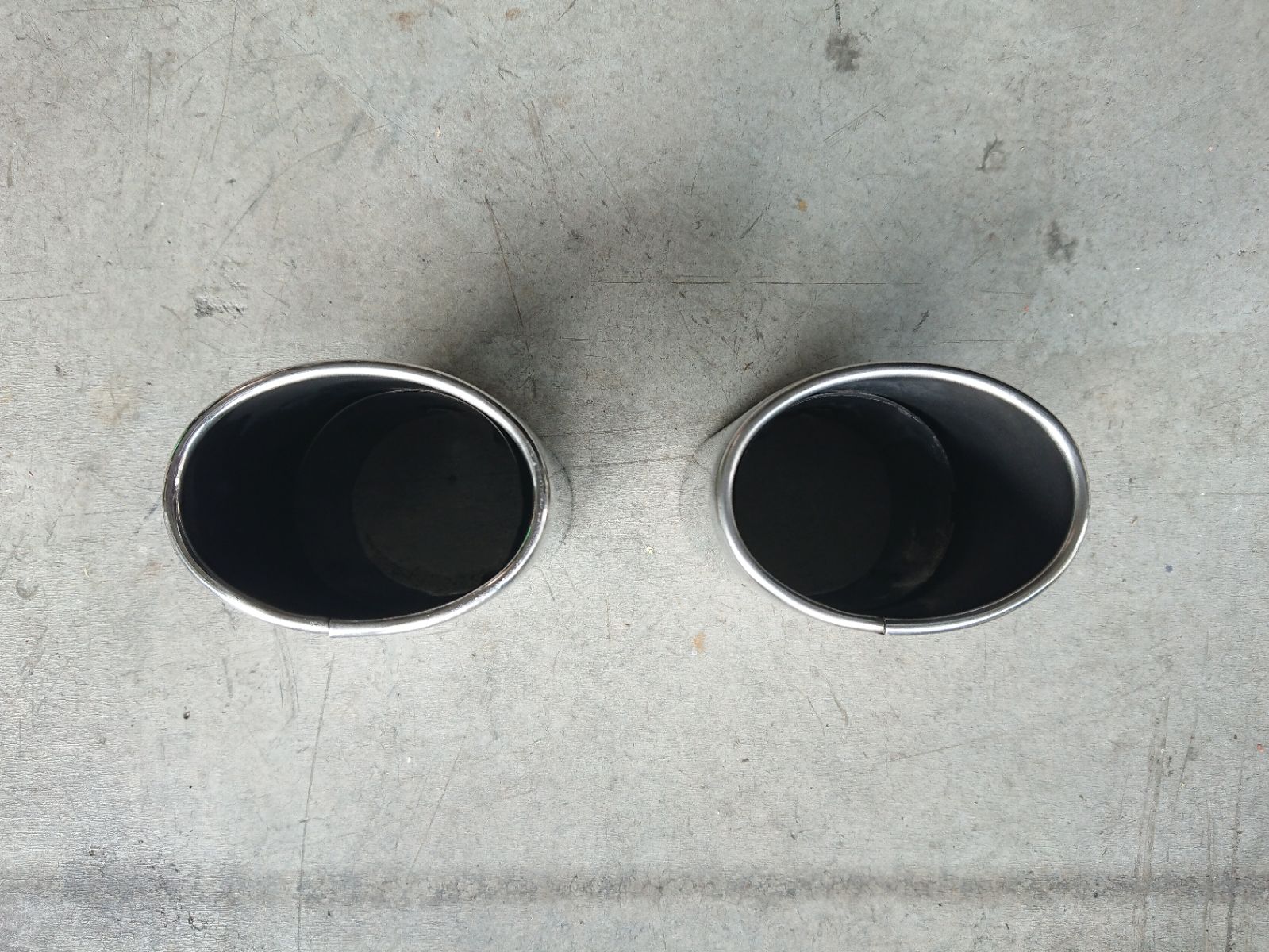 Universal Dual Oval Exhaust Tips