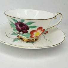 Bone China Floral Design Tea Cup & Sauce