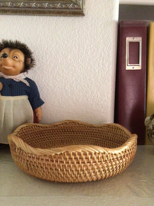 Handmade Rattan Bread Baskets Round Wicker Fruit Serving Storage Bowls, 10.2''