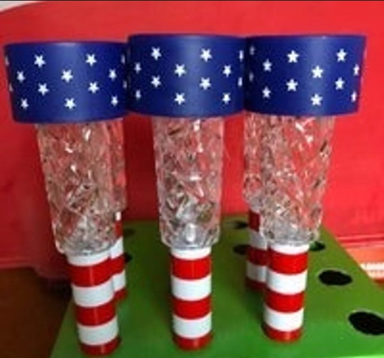 Stars & stripes solar lighting solar pat