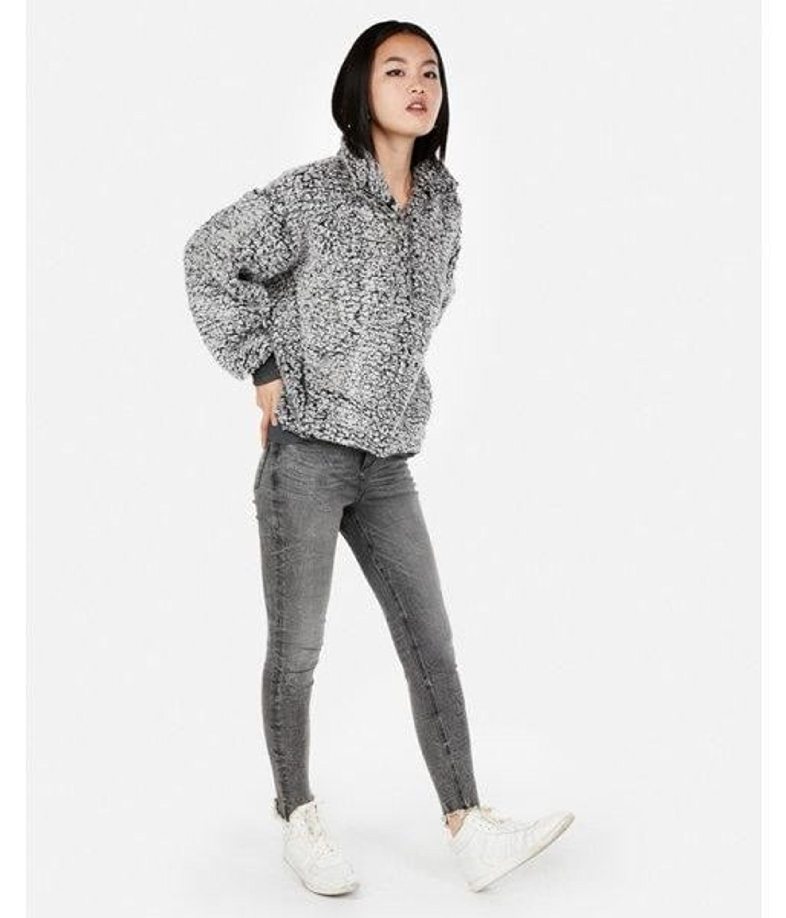 Express One Eleven 1/2 Zip Oversized Sherpa Fleece Gray Sweater Sweatshirt XS