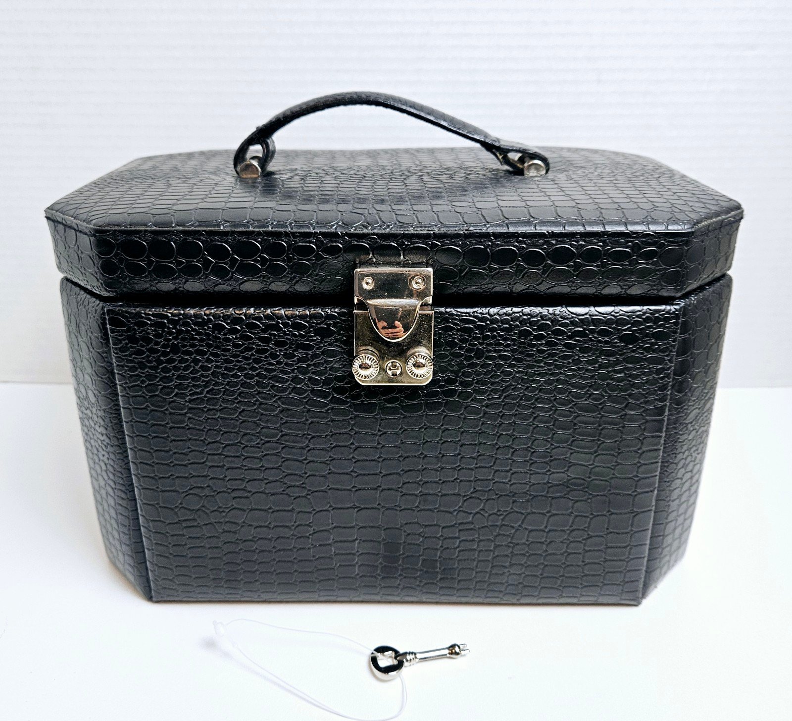 Vtg Travel Jewelry Case Box Black Faux Croc Leather With Key