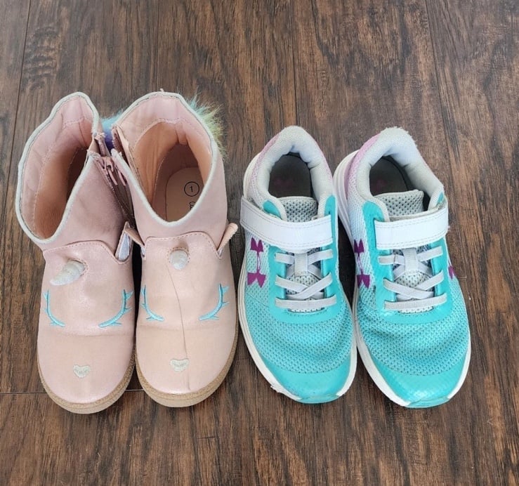 Girls shoes