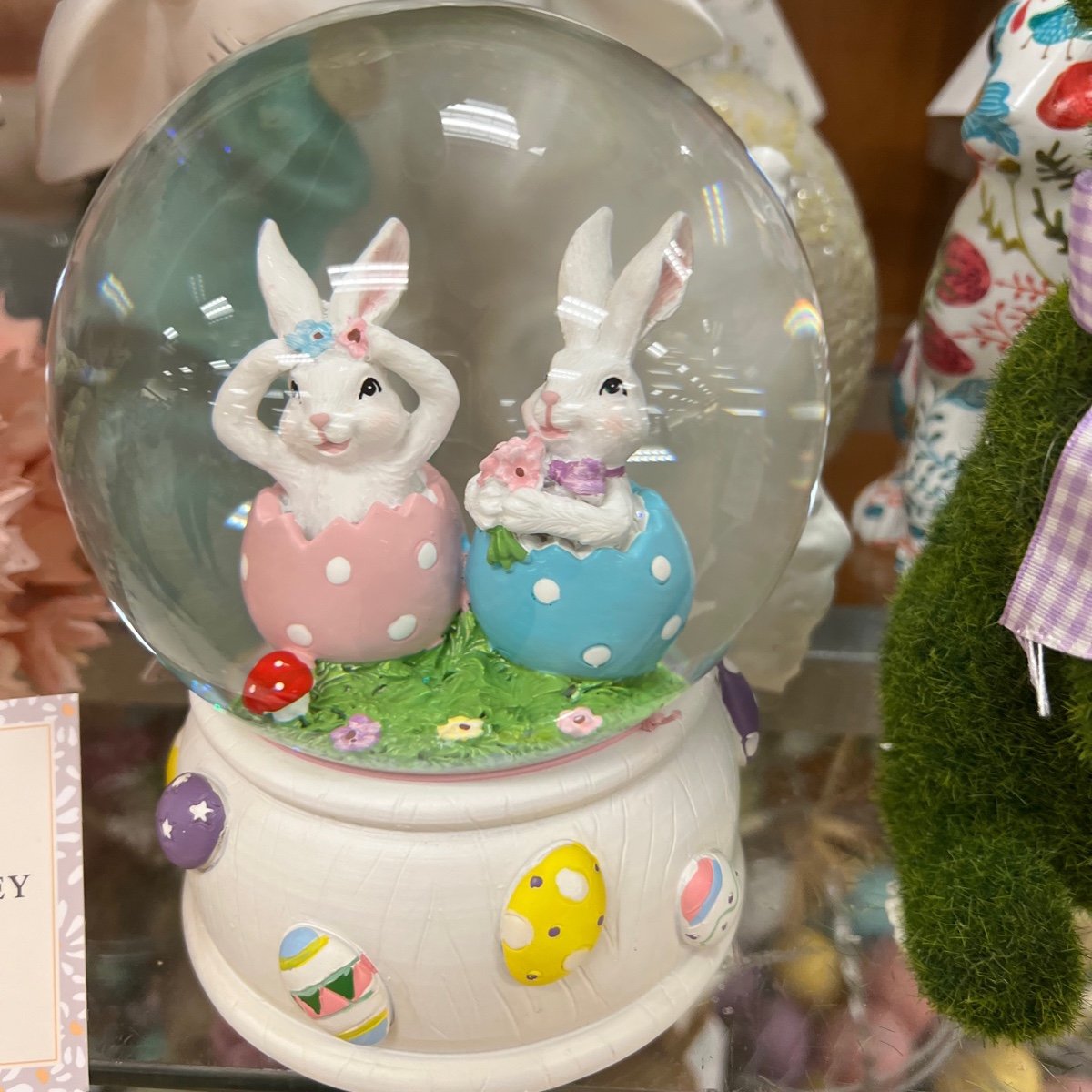 Easter Bunnies Waterglobe