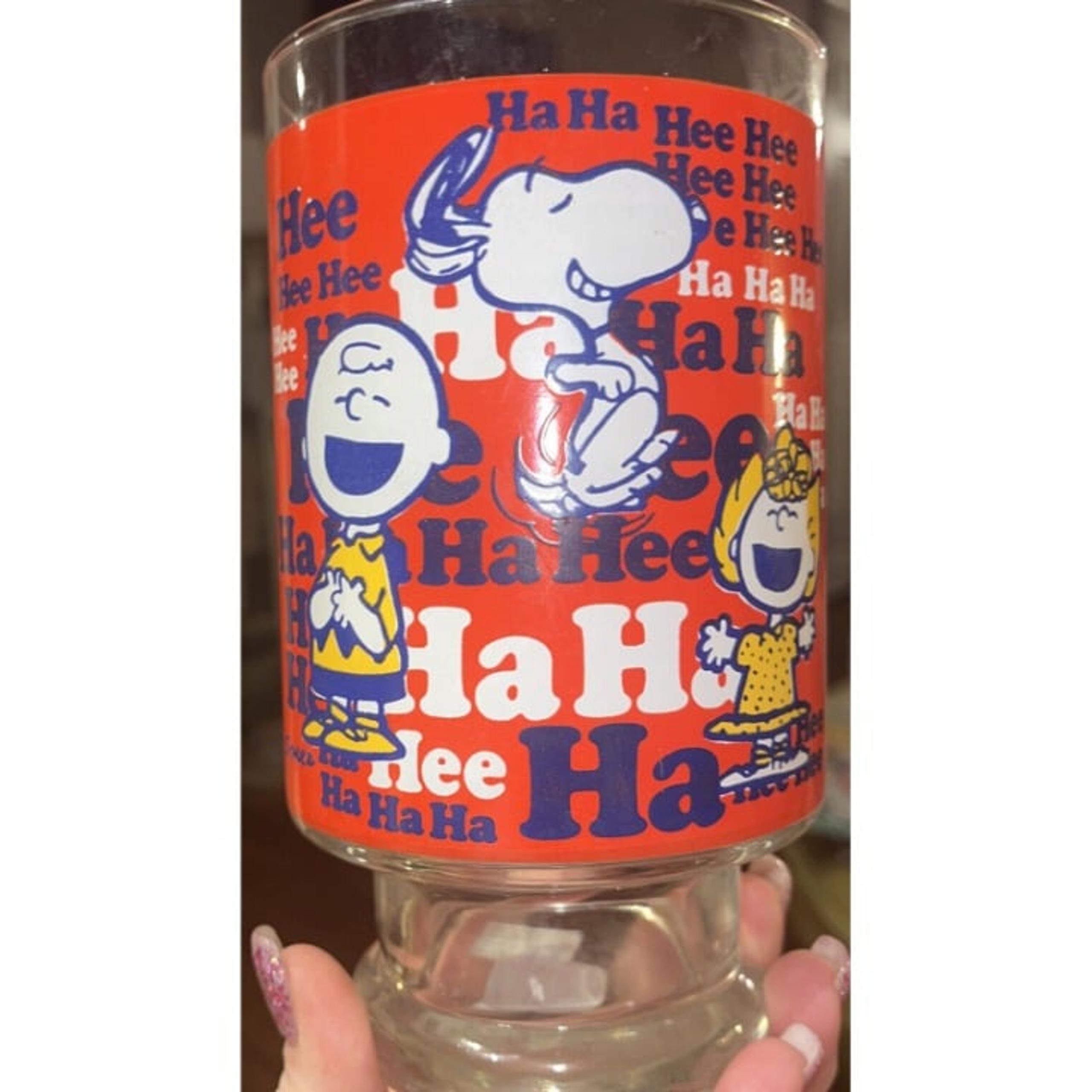 Classic Peanuts Snoopy Charlie Brown Drinking Glass HAHA HEE HEE Graphic