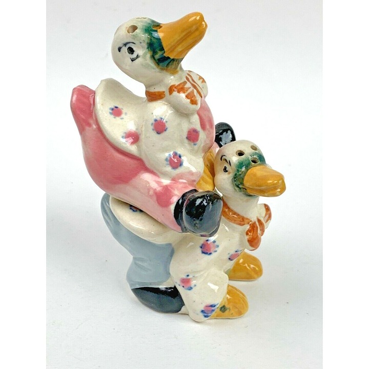 Vintage Goose Geese Leap Frog Stacking Salt and Pepper Shakers