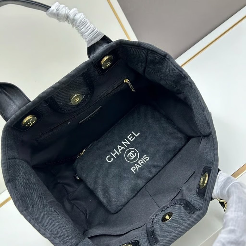 Brand new beach bag