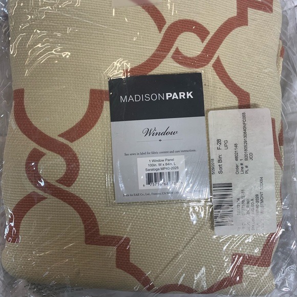 Madison Park 1 Window Panel 100 W X84 L