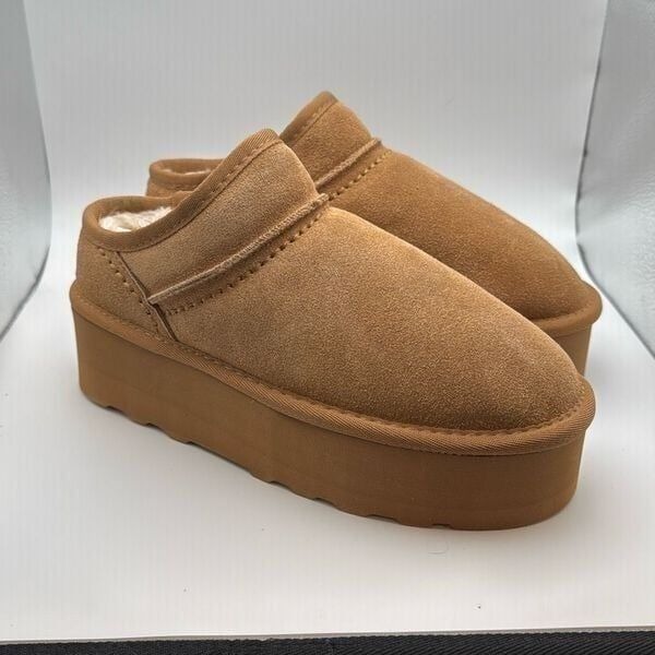 CUSHIONAIRE Women's Slip On Genuine Suede Cozy Mule Platform SIZE 7 CHESTNUT