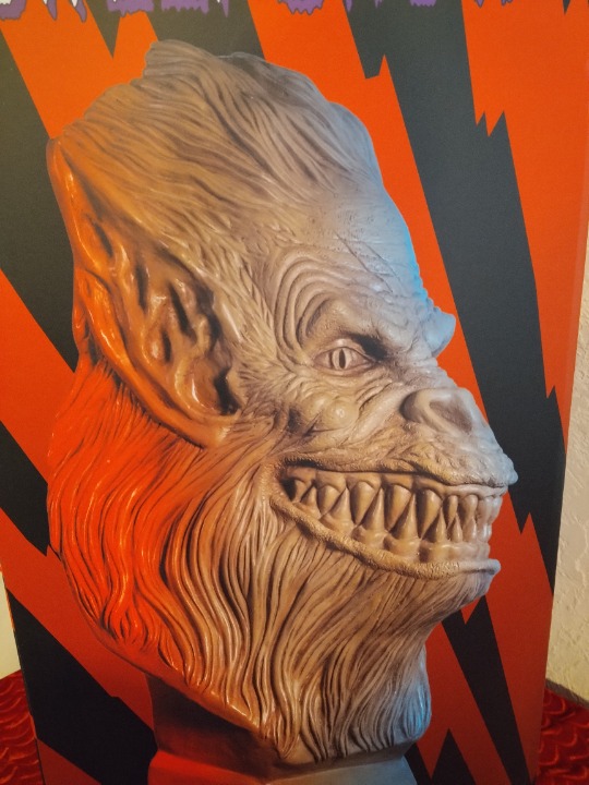 RARE CREEPSHOW FLUFFY WEREWOLF STATUE BUST - HUGE HORROR DISPLAY - HALLOWEEN 23
