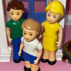 Little Tikes mom dad boy set dollhouse son brother nice paint!