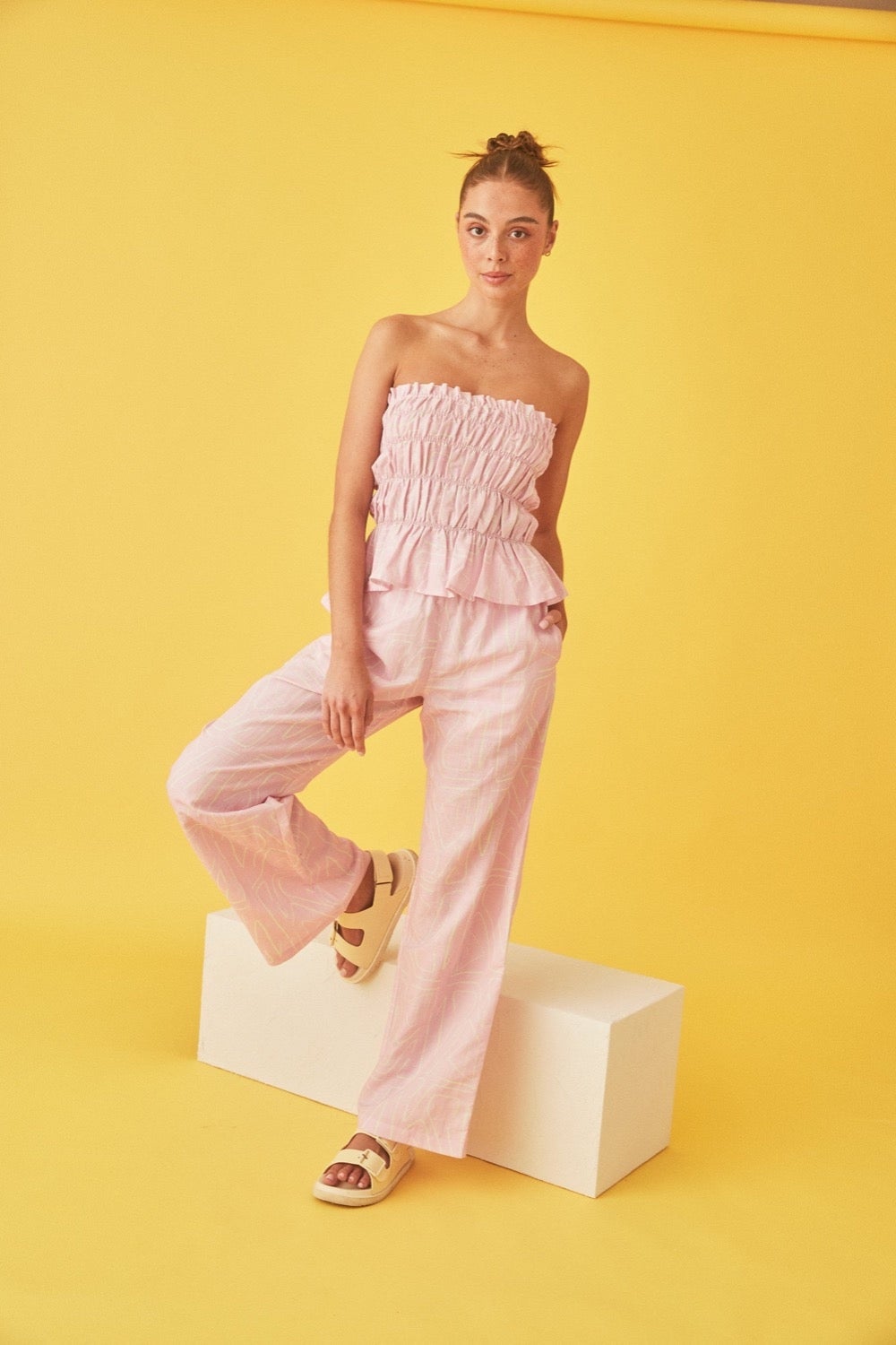 Pink linen pants set