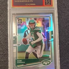 2020 Donruss Optic Holo Sam Darnold Grade 9.5