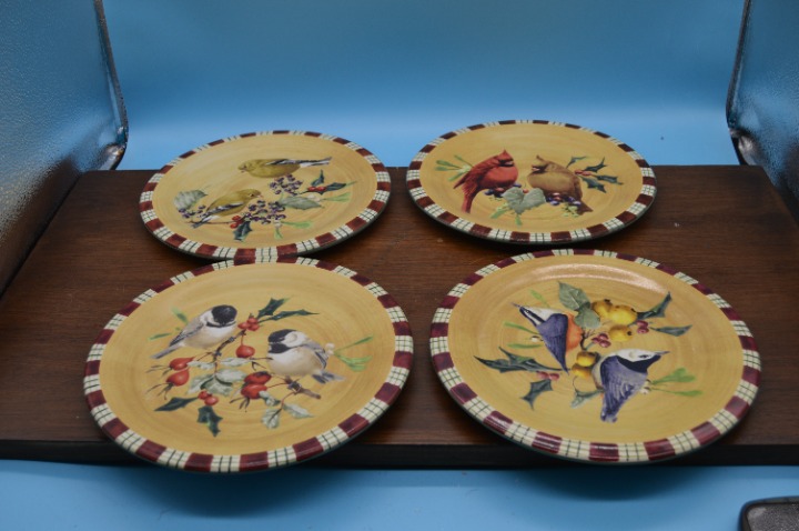 Set of 4 Lenox WINTER GREETINGS EVERYDAY Salad Plates Catherine McClung