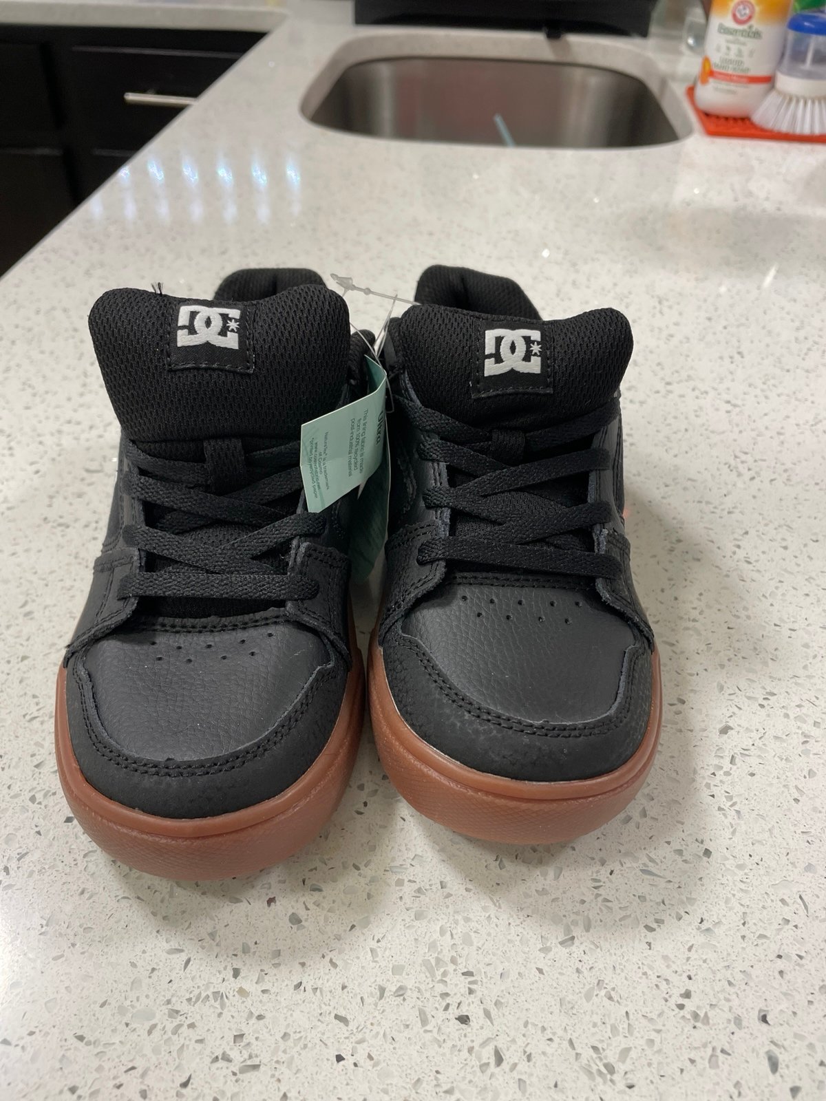 DC Shoes