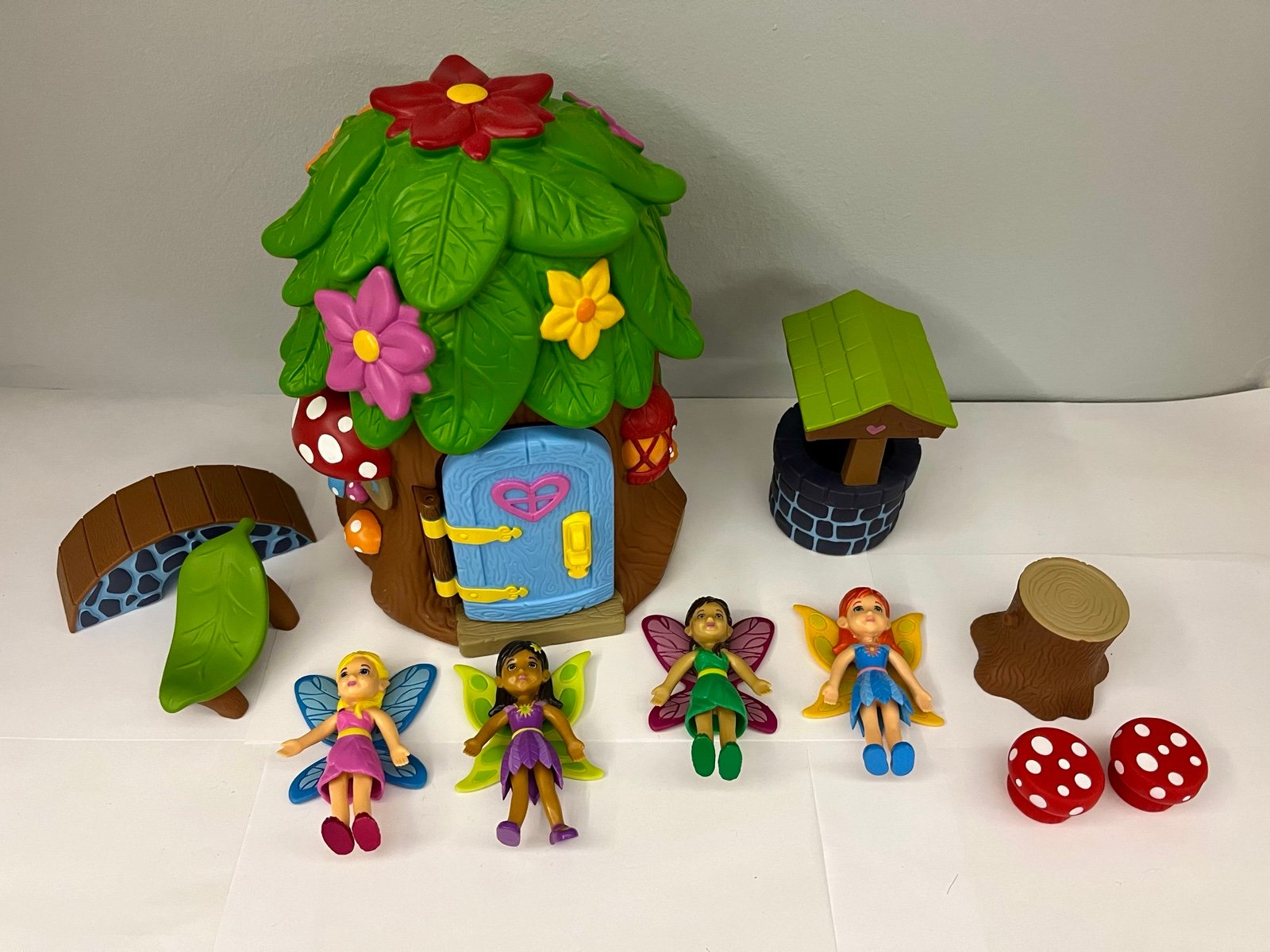 Lakeshore learning fairyland playset hotsell