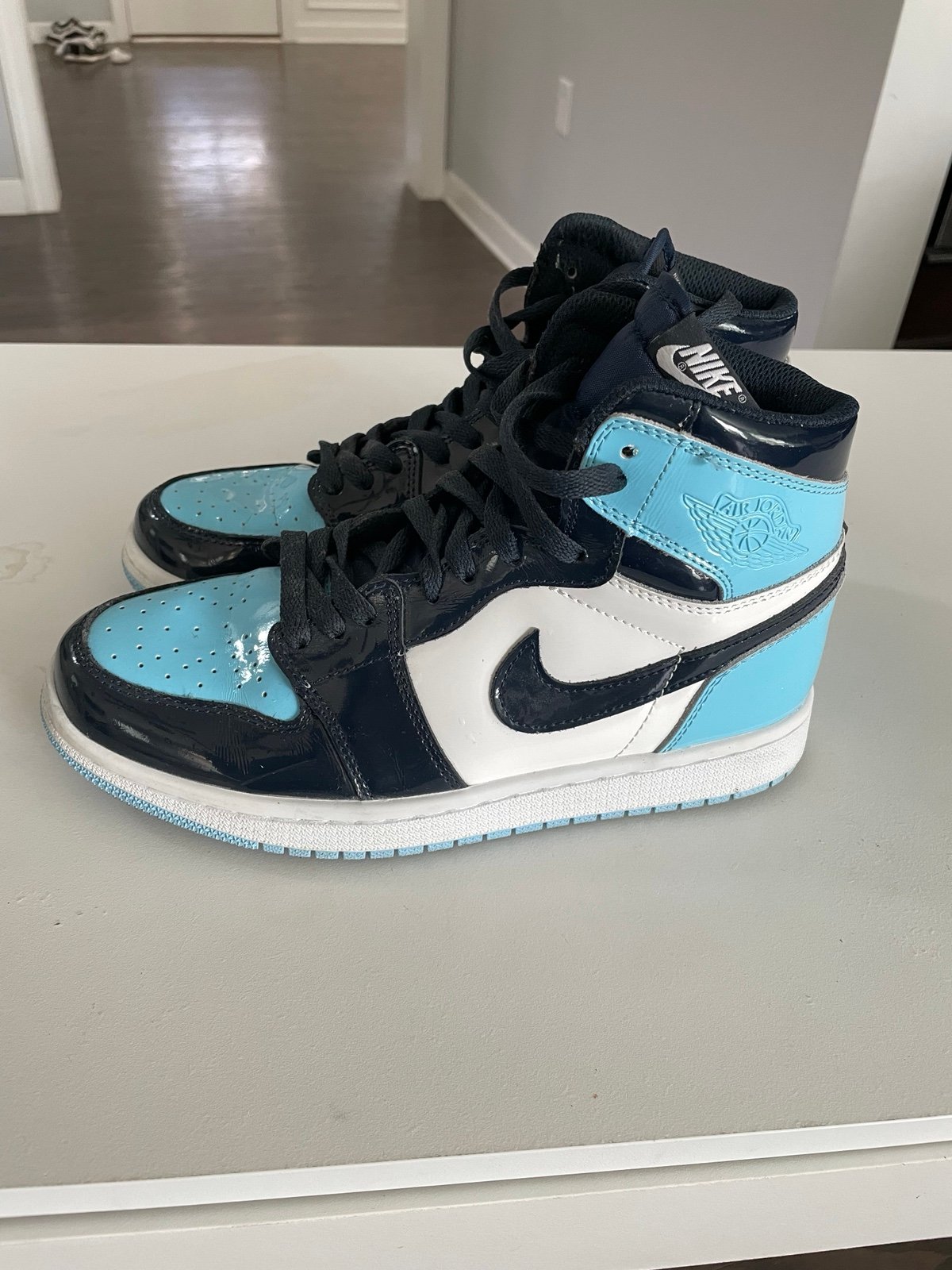 Wmns Air Jordan 1 OG blue chill UNC