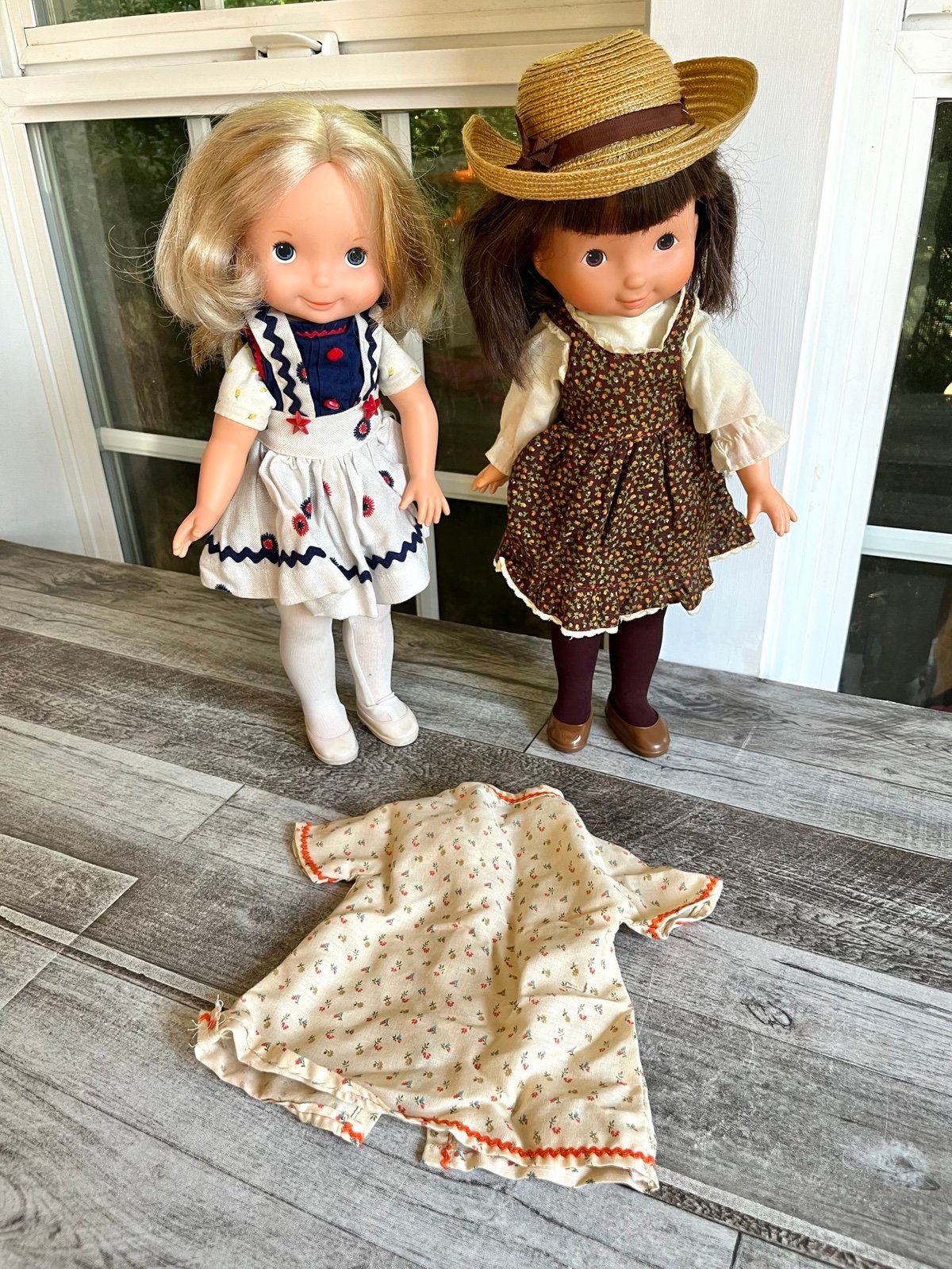 Vintage My Friend Mandy And Jenny
Fisher price Dolls.