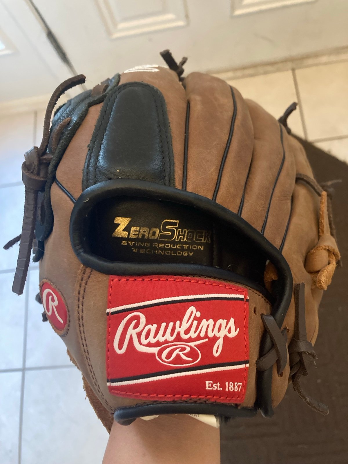 Rawlings baseball glove left hand 11 1/2 all leather shell fits right hand