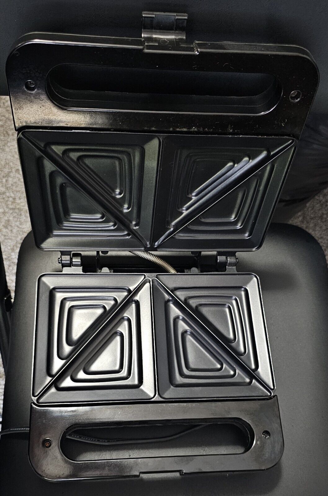 Vintage Salton Snack ‘N’ Sandwich Maker SA-4, Non-Stick, Black Tested Works