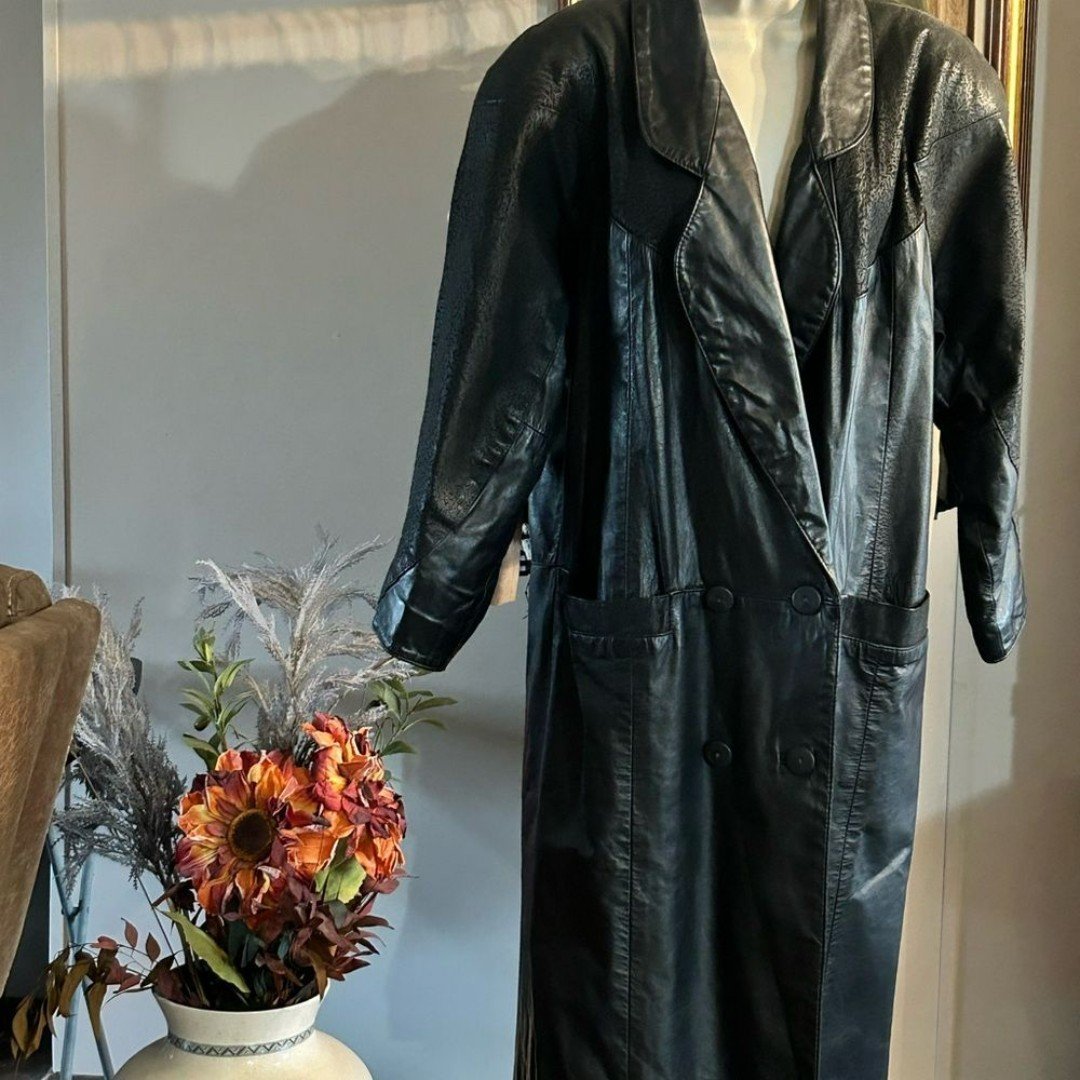 WOMENS | G-II -| VINTAGE | BLACK LEATHER TRENCH COAT | SIZE 20