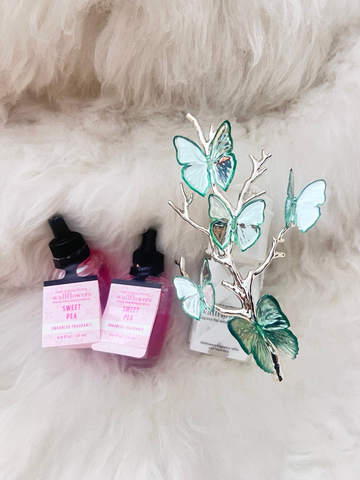 FREE SHIP Butterflies on a Branch Wallflower Plug-in Set