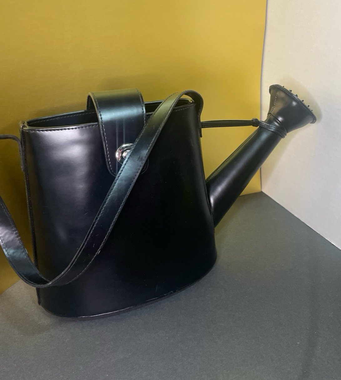 watering cat purse handbag black