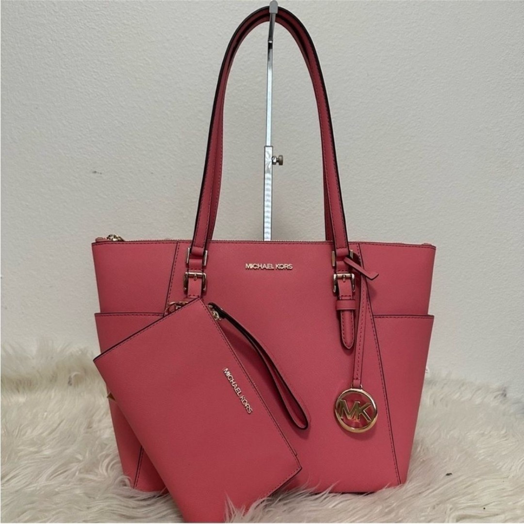 michael kors Charlotte Large Saffiano Leather Top-Zip Tote Bag with wallet set