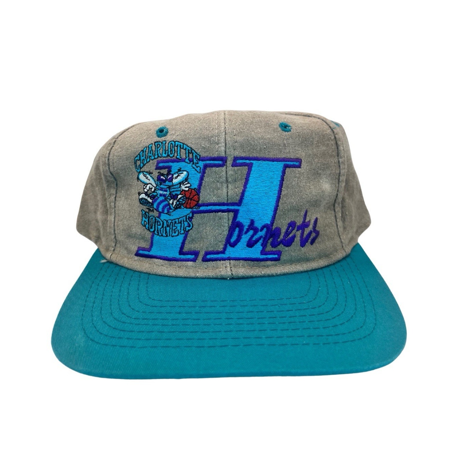 Charlotte Hornets VTG 90s Ltd Edition Numbered 1371/6000 Snapback Hat The Game