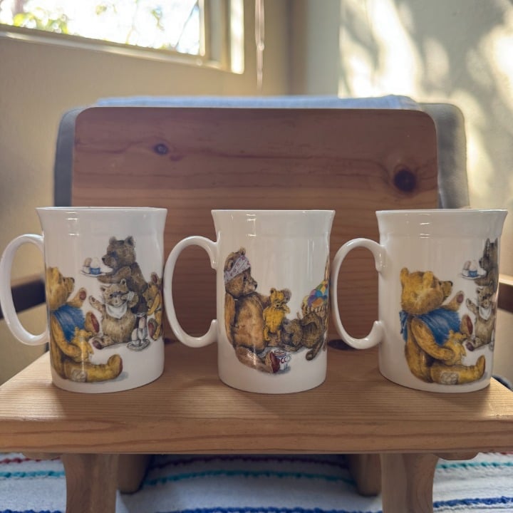 1992 Karen Buckley for ROY KIRKHAM Teddy Bear Party Fine Bone China Mugs (3)