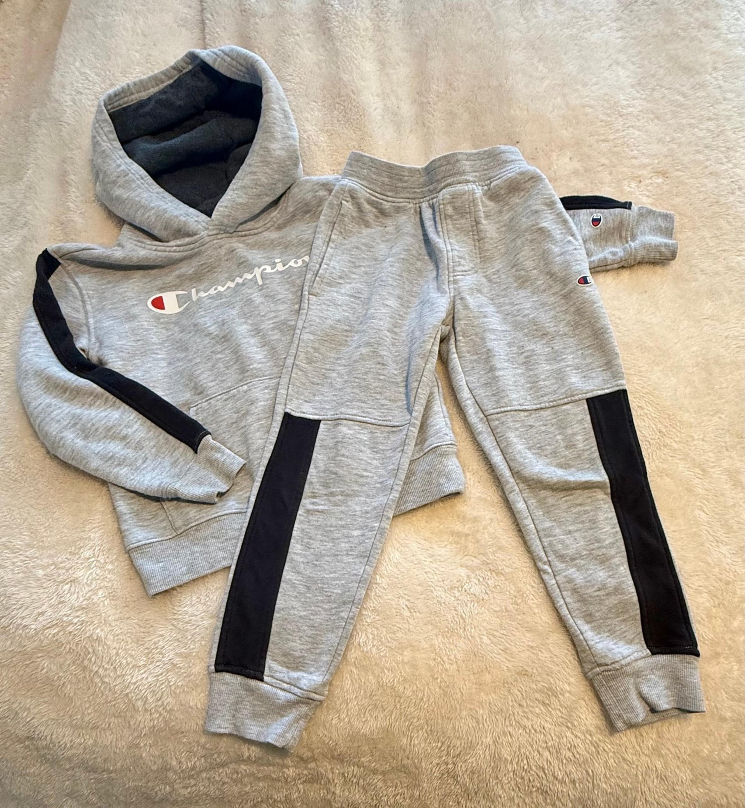 Champion jogger set , fleece lined, for 4-5 year old