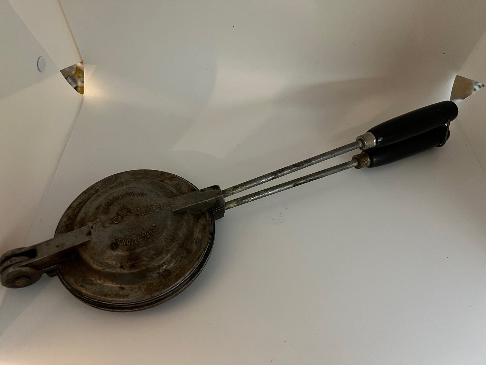 Vintage Original Toas-Tite Sandwich Grill Camping Hand Toaster campfire