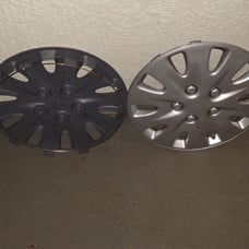 4 nice silver plastic standard size tire