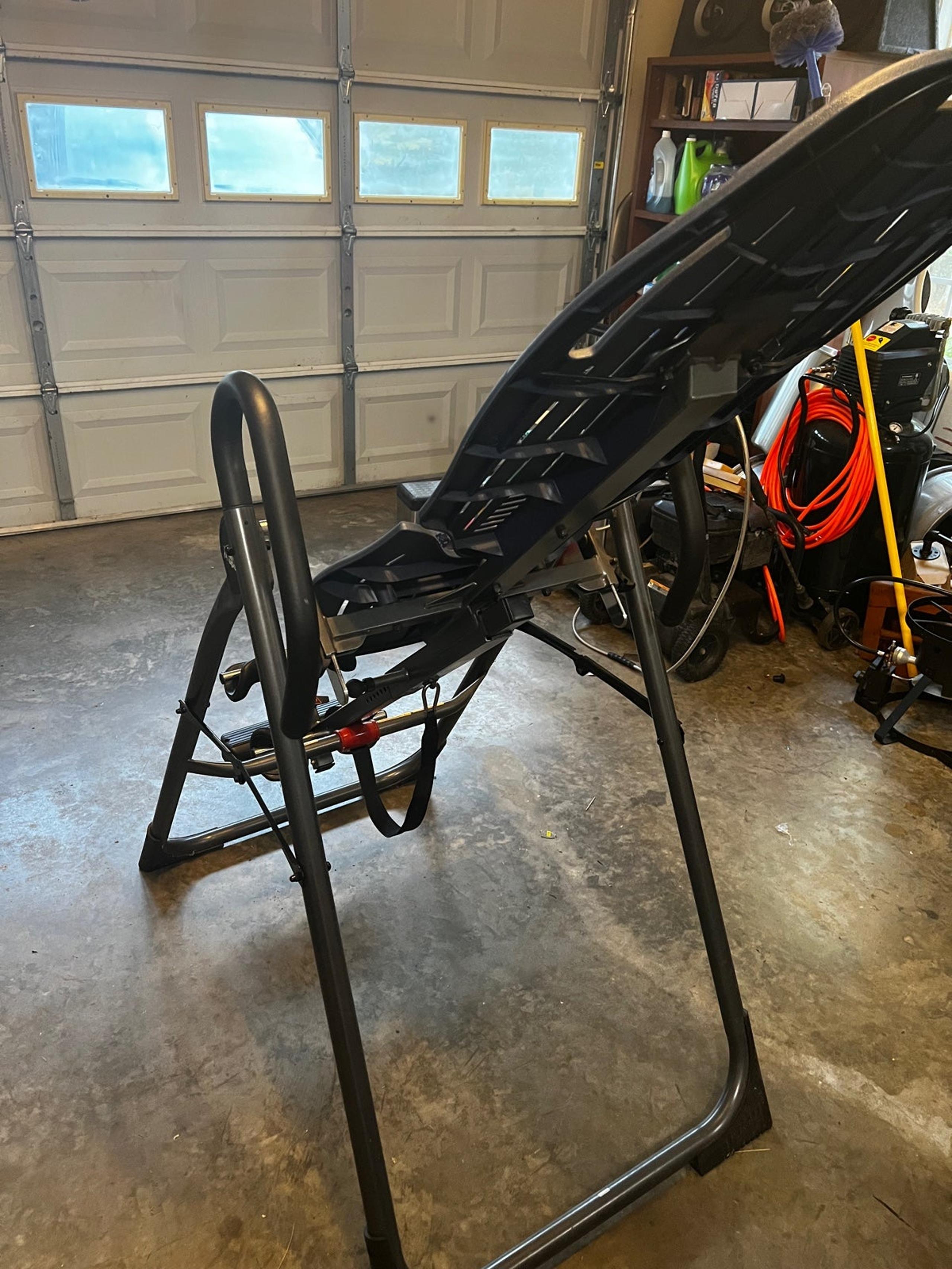 Teeter hangups Back Pain relief - Teeter Hang Ups