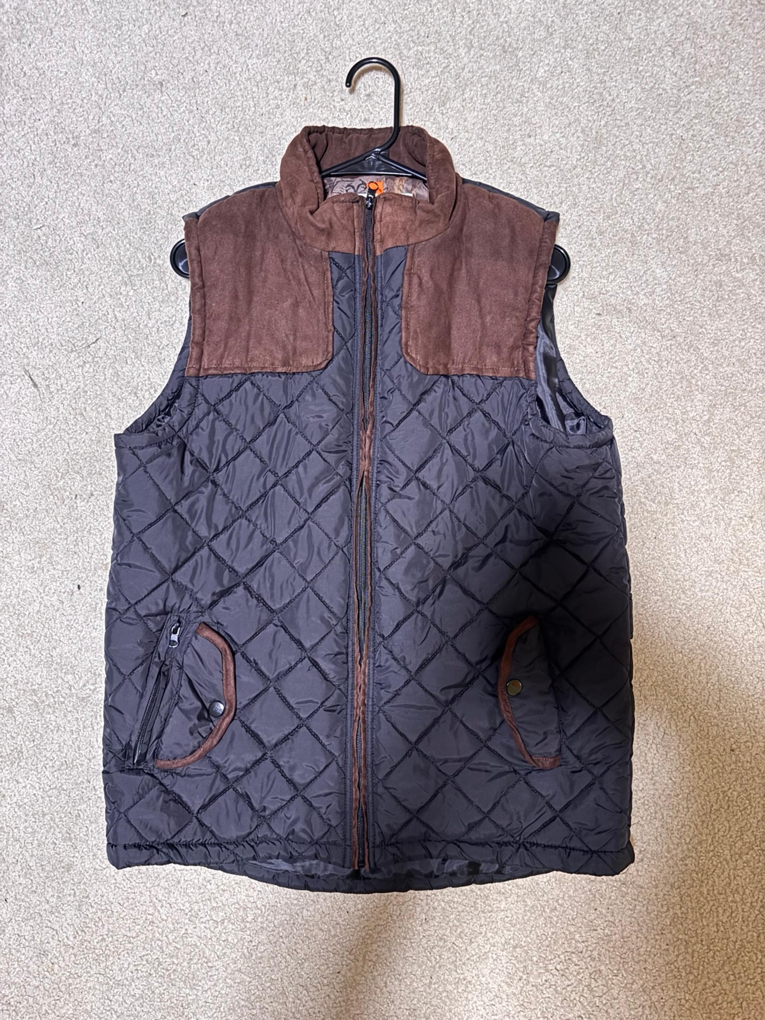 RealTree Vest Mens L Diamond Quilted Puffer Leather Trim Yoke Hiking Hunting