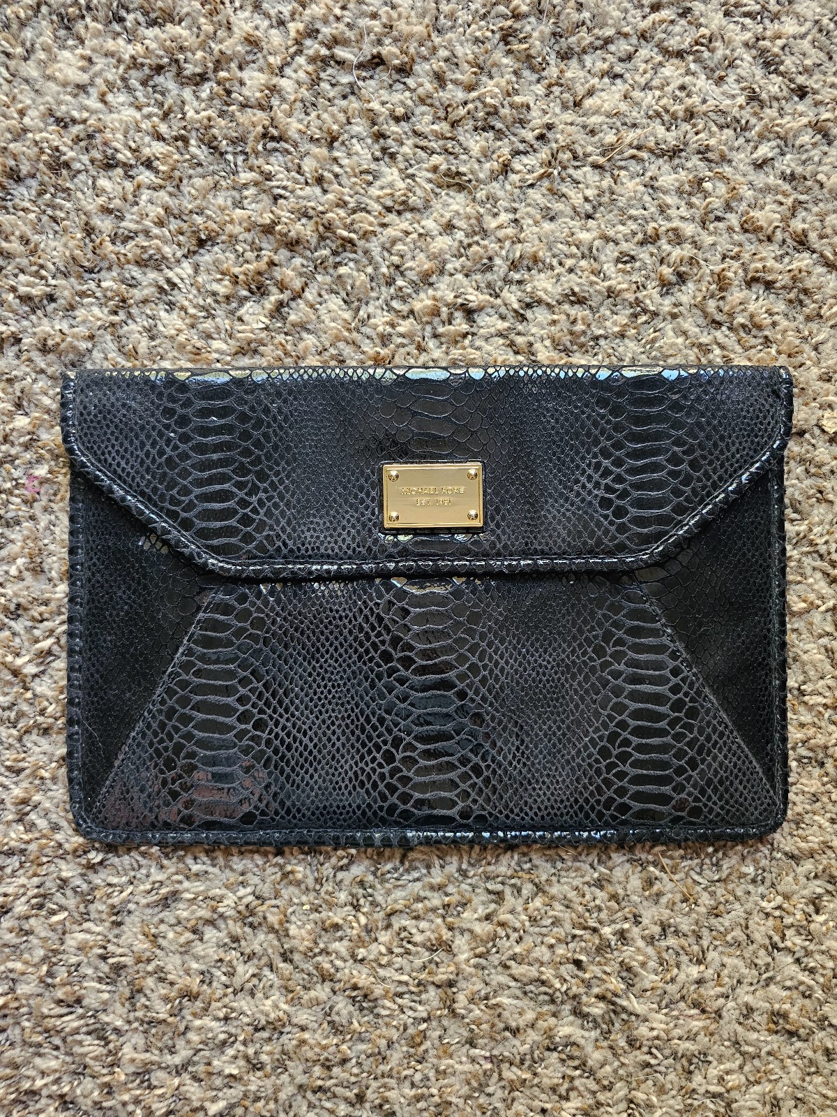 Michael Kors Elegant Chic Black Snakeskin Patterned Clutch Ipad/laptop Case
