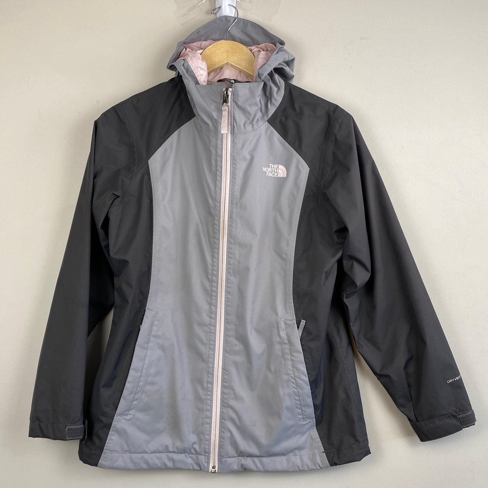 The North Face Dryvent Gray Pink Lightweight Hood Jacket SHELL Girl's L (14/16)