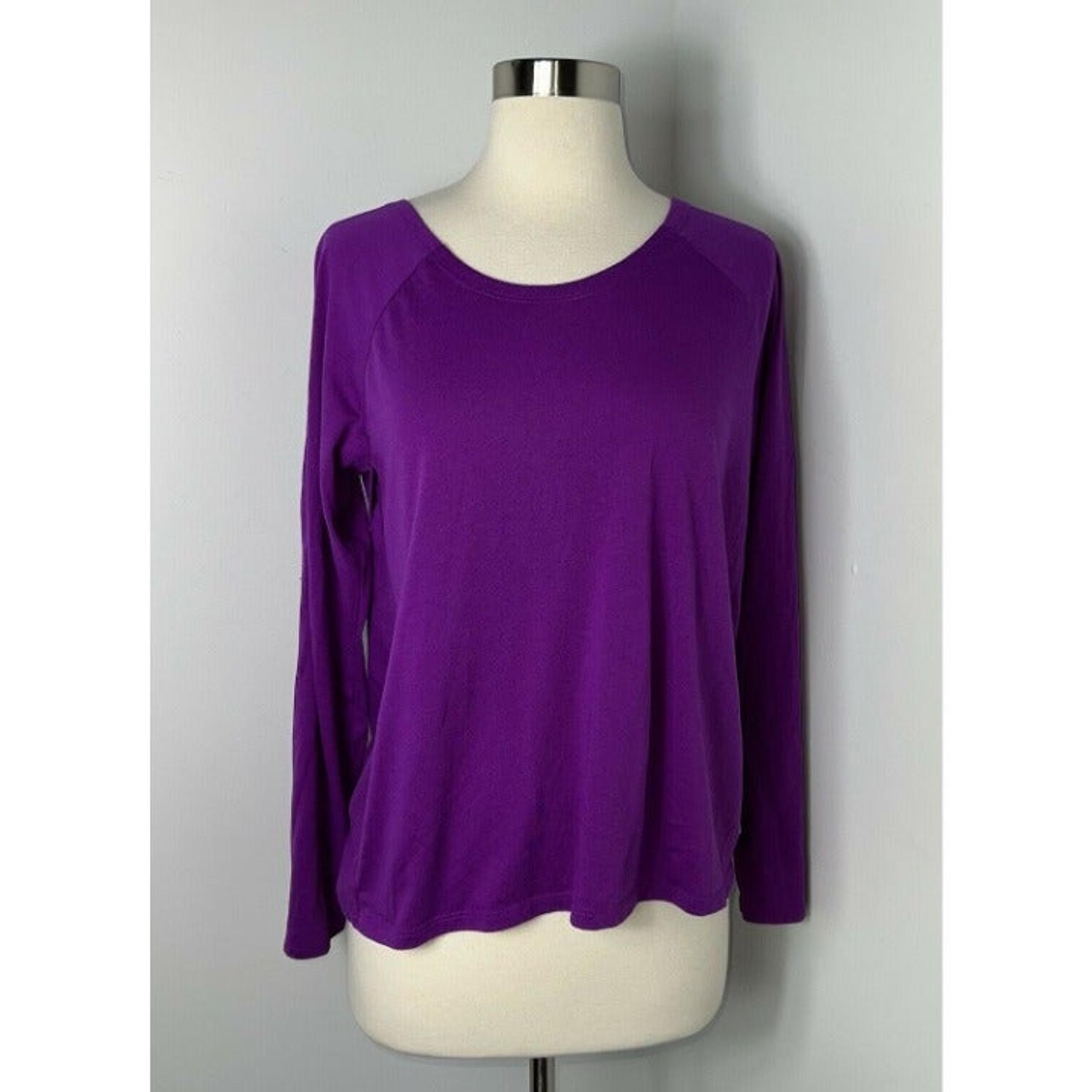 Fabletics Womens Switchback Activewear Top Size M Long Sleeve Purple Shirt