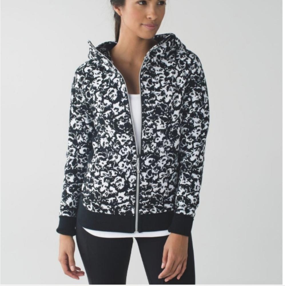 Lululemon Scuba Cotton Fleece Hoodie lll in fleur sombre black