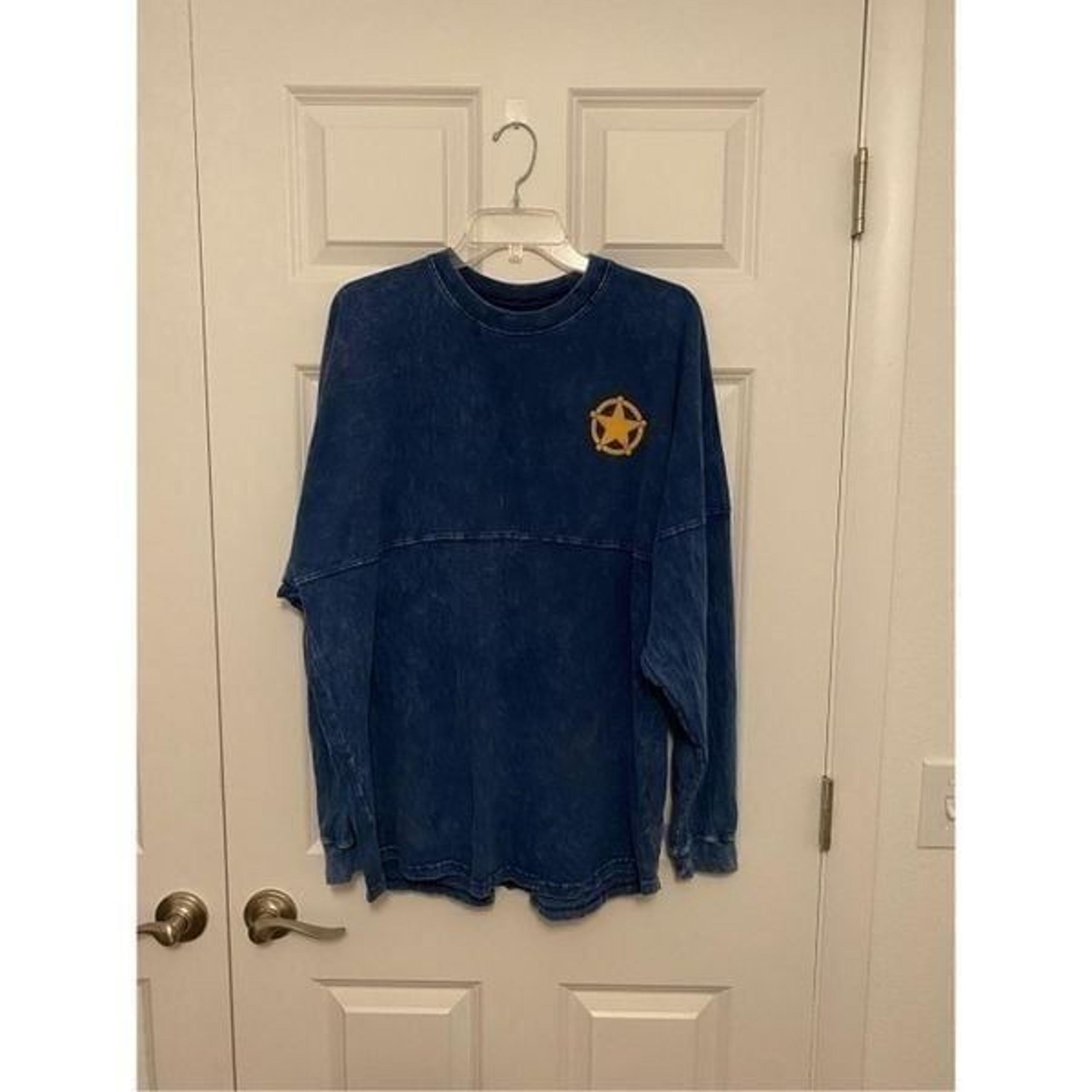 Disney Spirit jersey Woody size large